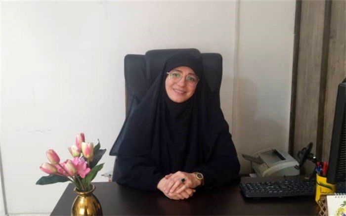 فرد دچار سندرم سندرلا نهایت موفقیت خود را در ازدواج با یک شخص می‌بیند