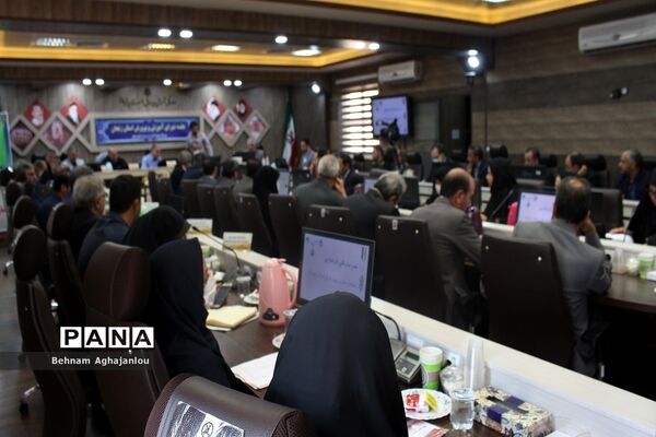 جلسه شورای آموزش و پرورش استان زنجان