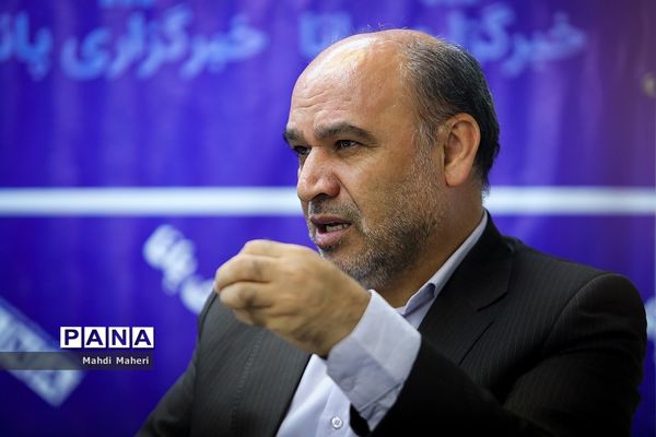 امضا تفاهم نامه همکاری سازمان دانش‌آموزی و کمیته امداد امام خمینی با موضوع «شور عاطفه‌ها»