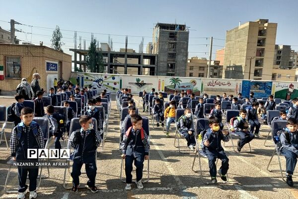 برگزاری جشن شکوفه‌ها در دبستان ایمان رودهن
