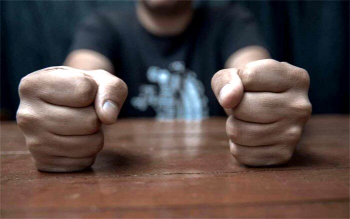 با افراد کینه‌ای چگونه رفتار کنیم؟