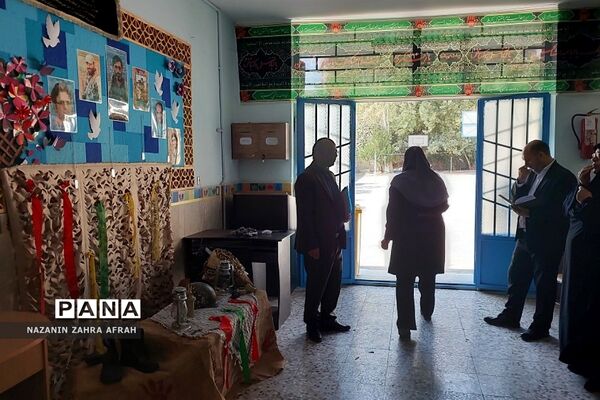 بازدید بازرسان وزارت آموزش و‌پرورش از مدارس رودهن