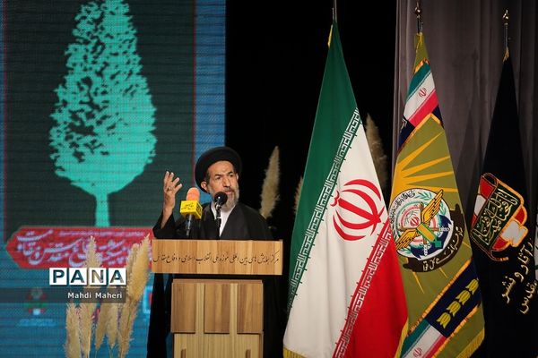 مراسم آیین تجلیل و تکریم پیشکسوت دفاع مقدس و مقاومت استان تهران