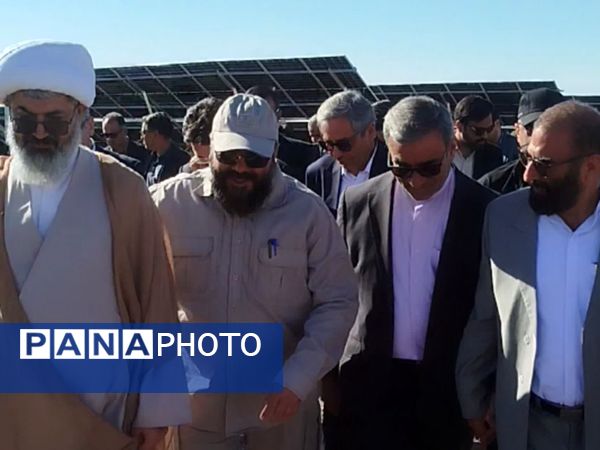افتتاح نیروگاه خورشیدی ۳ مگاواتی (پیشرو صالح)  کاشمر با حضور استاندار خراسان رضوی