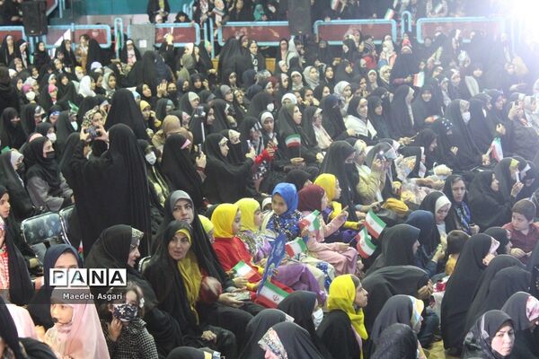جشن بزرگ «دختران سرزمینم ایران» در قم
