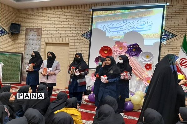 برگزاری جشن میلاد حضرت زینب(س) در ورامین