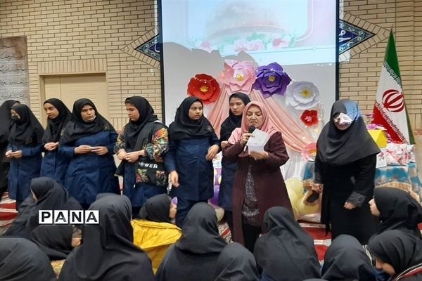 برگزاری جشن میلاد حضرت زینب(س) در ورامین