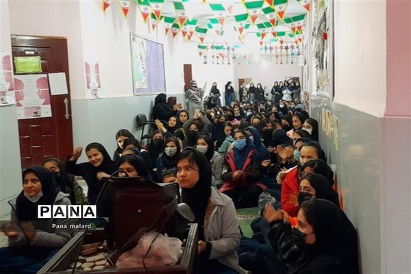 برگزاری جشن ولادت حضرت زینب (س) در آموزشگاه‌های ملارد