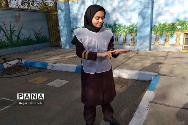 اجرای طرح ورزشی  پاک در آموزشگاه ۱۳ آبان ملارد