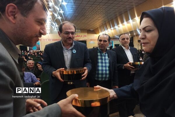برگزاری مراسم جشن ستارگان در ناحیه 3 شیراز