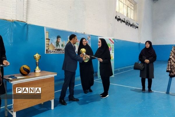 چهلمین دوره مسابقات ورزشی درون‌مدرسه‌ای در شهرستان قرچک