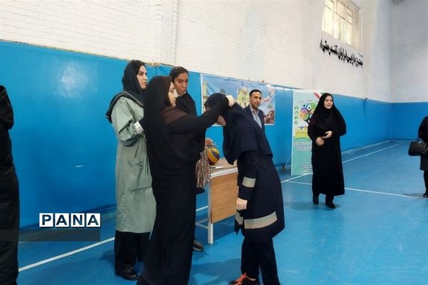 چهلمین دوره مسابقات ورزشی درون‌مدرسه‌ای در شهرستان قرچک