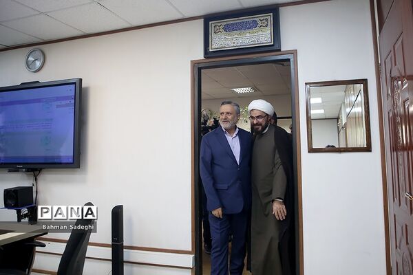 اولین جلسه پاسخگویی بی‌واسطه اعضای هیات دولت به مطالبات مردمی