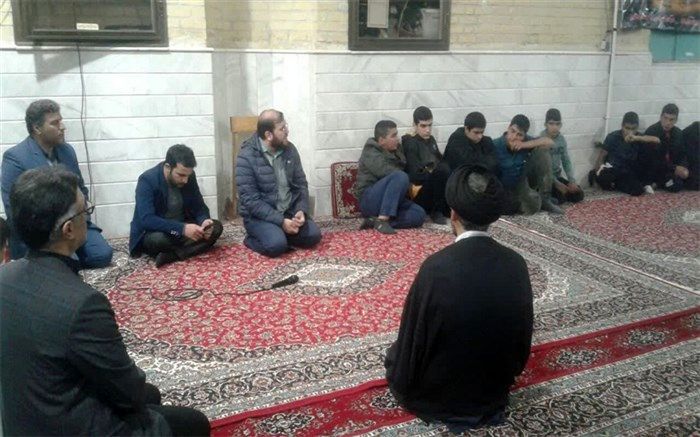 اجرای طرح پیوند مسجد، مدرسه و منزل در روستای ونارچ قم