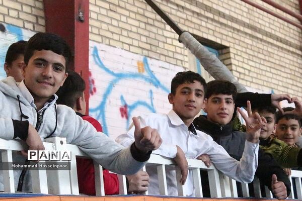 برگزاری مسابقات فوتسال با حضور مربی اسبق تیم ملی در بهارستان‌دو