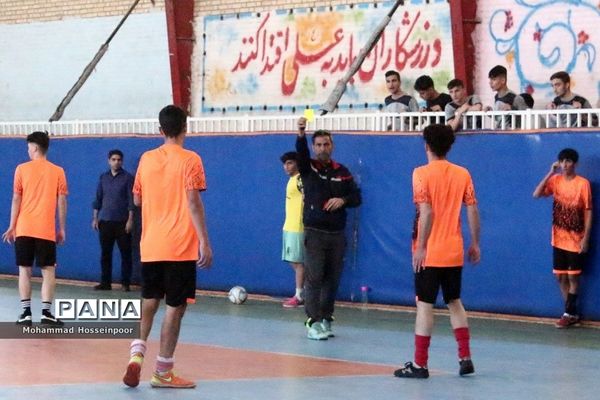 برگزاری مسابقات فوتسال با حضور مربی اسبق تیم ملی در بهارستان‌دو