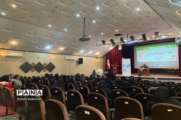 جلسه توجیهی دومین جشنواره ملی تئاتر درسی در کانون سمیه شهرری