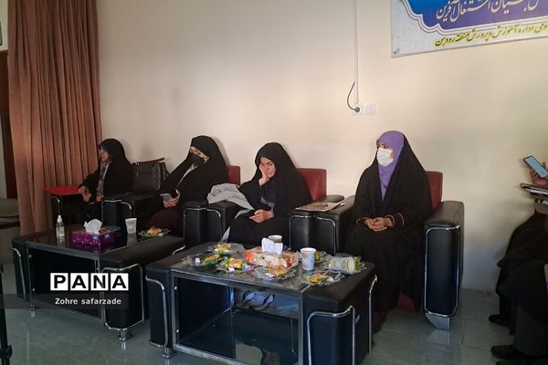 برگزاری کارگاه توانمندسازی دبیران درس تفکر و سبک زندگی در رودهن