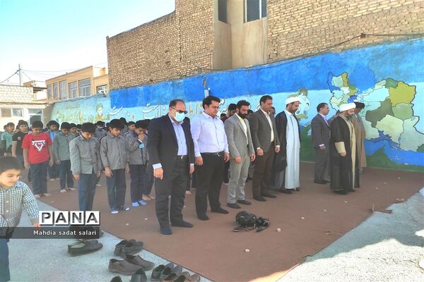 اجرای طرح «نماز نور چشم» در دبستان پاسداران ناحیه ۱ یزد