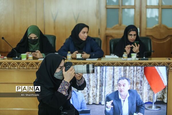 نشست خبری معاون حقوقی رئیس‌جمهوری