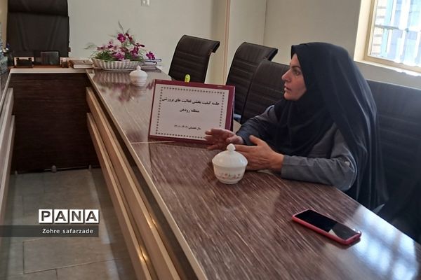 حضور و بازدید سرگروهان کیفیت‌بخشی فعالیت‌های پرورشی قطب۲، در رودهن