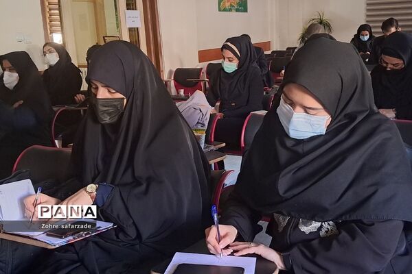 حضور و بازدید سرگروهان کیفیت‌بخشی فعالیت‌های پرورشی قطب۲، در رودهن