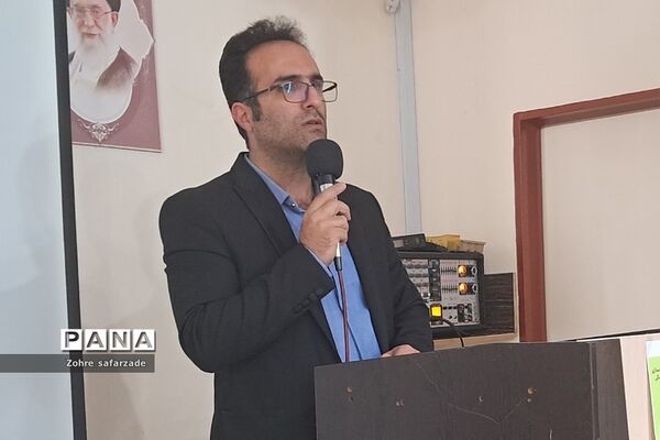 حضور و بازدید سرگروهان کیفیت‌بخشی فعالیت‌های پرورشی قطب۲، در رودهن