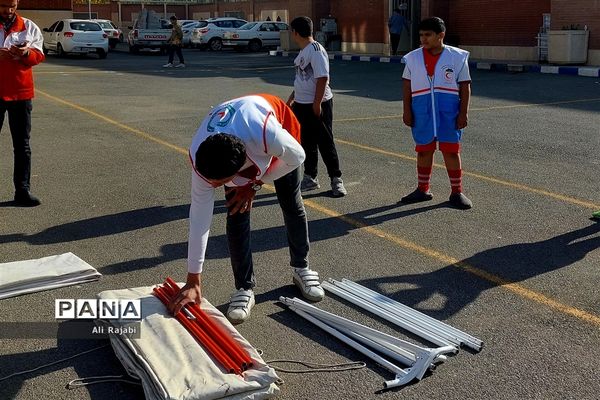 آمادگی آموزشگاه انصارالمهدی شهرستان قرچک برای برگزاری بیست و چهارمین مانور سراسری زلزله و ایمنی