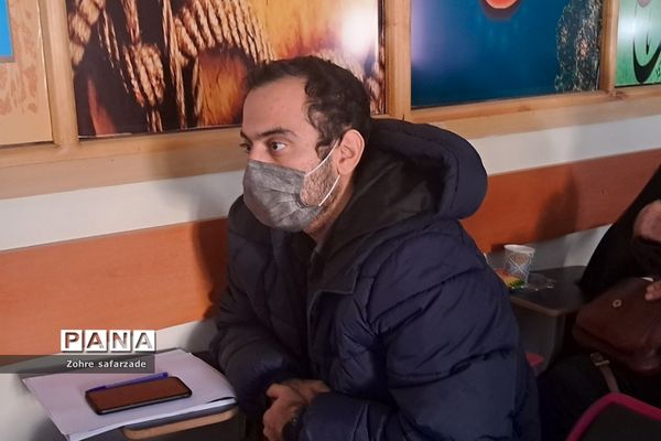 برگزاری کارگاه تجارب برتر تربیتی در حوزه کیفیت‌بخشی فعالیت‌های پرورشی در رودهن