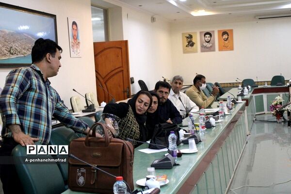 جلسه کارگروه ورزش روستایی و بازی‌های بومی محلی شهرستان بوشهر