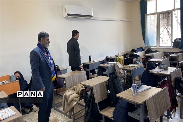 بیست و چهارمین مانور سراسری زلزله و ایمنی در دبیرستان شاهد رضوان ناحیه یک اهواز