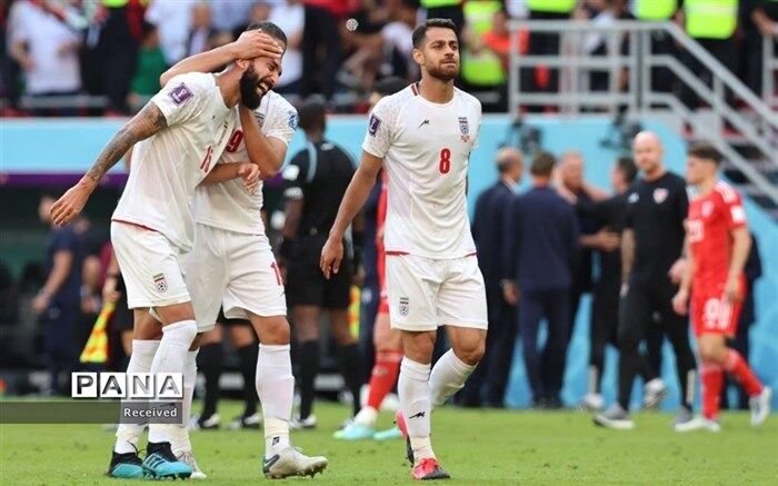 مهدی مناجاتی: باخت ایران به انگلیس حادثه فوتبالی بود