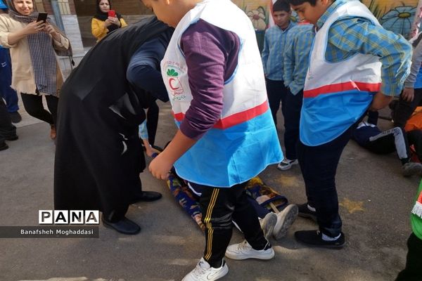 بیست‌و‌چهارمین مانور سراسری زلزله و ایمنی در مدارس  ناحیه 4 شیراز