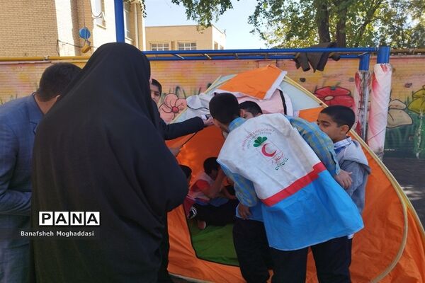بیست‌و‌چهارمین مانور سراسری زلزله و ایمنی در مدارس  ناحیه 4 شیراز