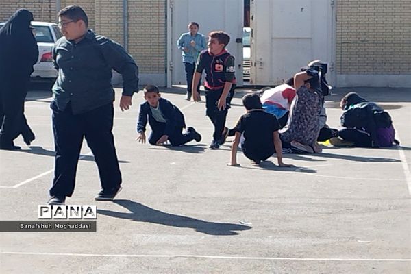 بیست‌و‌چهارمین مانور سراسری زلزله و ایمنی در مدارس  ناحیه 4 شیراز