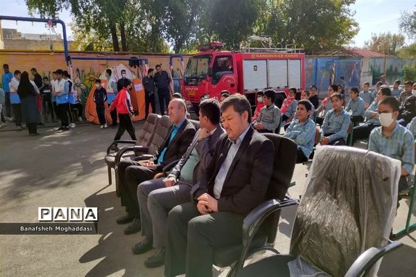 بیست‌و‌چهارمین مانور سراسری زلزله و ایمنی در مدارس  ناحیه 4 شیراز