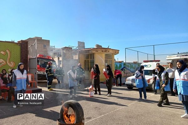 بیست‌وچهارمین مانور سراسری زلزله و ایمنی در آموزش و پرورش رودهن