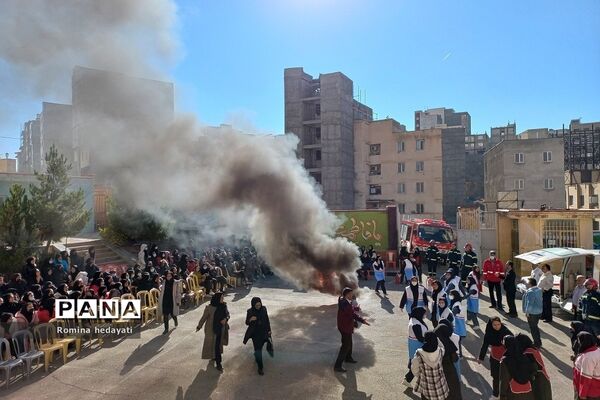 بیست‌وچهارمین مانور سراسری زلزله و ایمنی در آموزش و پرورش رودهن