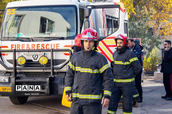 بیست و چهارمین مانور سراسری زلزله و ایمنی مدارس در اصفهان - 1