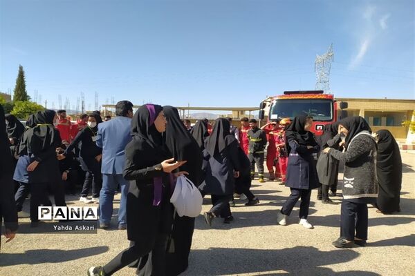 بیست و چهارمین مانور سراسری زلزله و ایمنی مدارس در شهرستان فسا