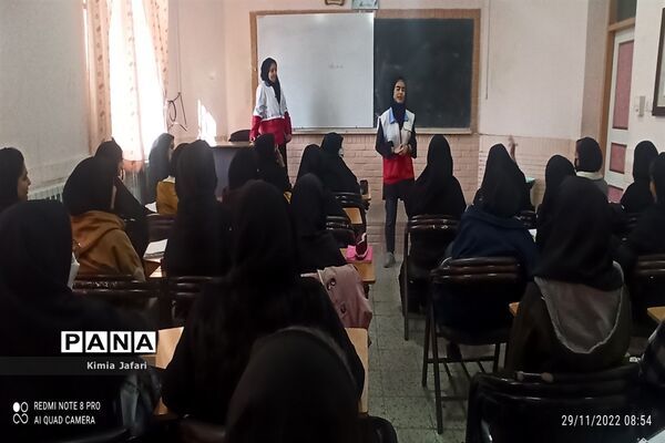 بیست و چهارمین مانور سراسری زلزله و ایمنی در مدارس دخترانه کاشمر