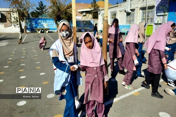 بیست و چهارمین مانور سراسری زلزله و ایمنی در مدارس دخترانه کاشمر