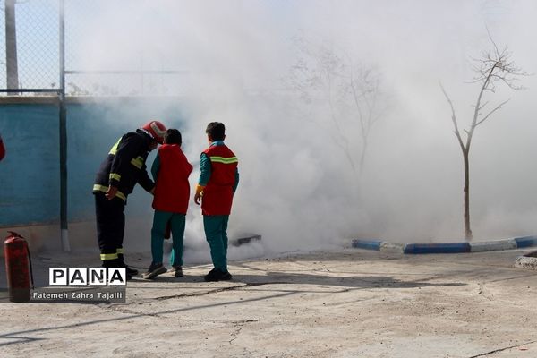 بیست و چهارمین مانور سراسری زلزله و ایمنی در سمنان