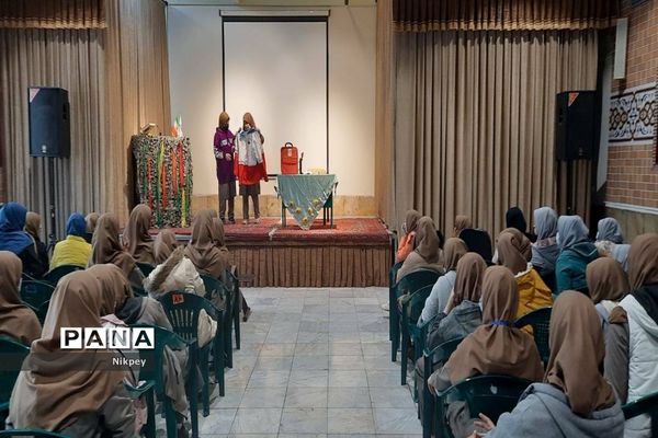 آموزش کمک‌های اولیه دبیرستان شاهد حجاب منطقه ۱۳