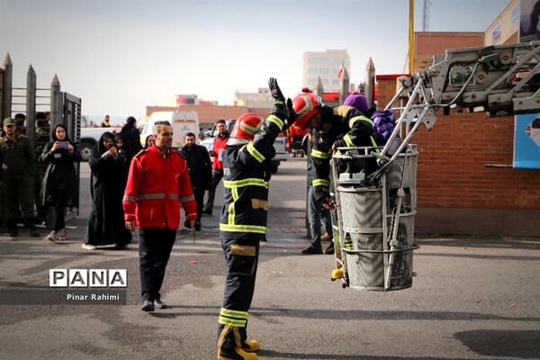 بیست و چهارمین مانور سراسری زلزله و ایمنی در تبریز