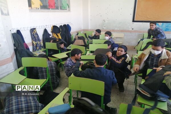 بیست و چهارمین مانور سراسری زلزله و ایمنی مدارس در ناحیه چهار آموزش و پرورش قم