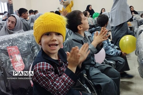 گرامیداشت هفته معلولان در آموزشگاه استثنایی سردار سلیمانی فشافویه