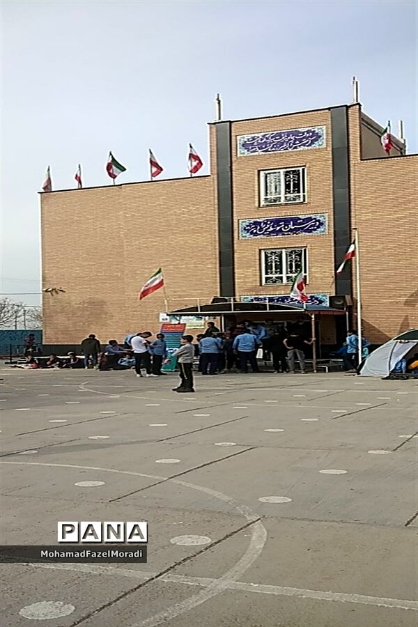 برگزاری اردوی درون مدرسه‌ای دبیرستان رئیس‌زاده خلیل‌آباد