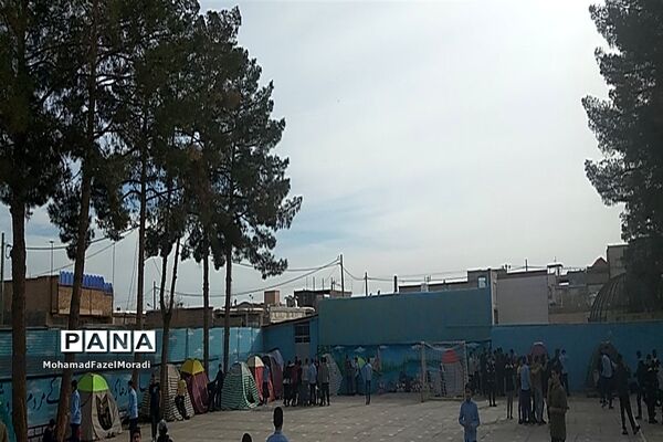 برگزاری اردوی درون مدرسه‌ای دبیرستان رئیس‌زاده خلیل‌آباد