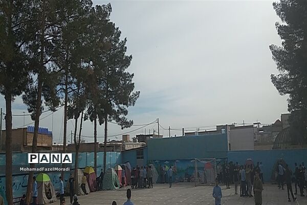 برگزاری اردوی درون مدرسه‌ای دبیرستان رئیس‌زاده خلیل‌آباد